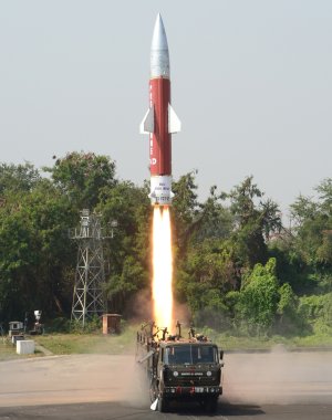 Target_missile_for_Advanced_Area_Defence_interceptor_test.jpg