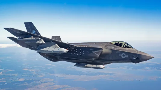 F-35C-LRASM.webp