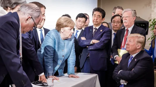 180609141740-01-merkel-trump-g7-0609 (1).webp