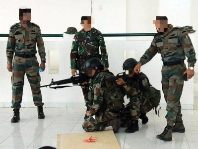 kopassus-and-para-sf-joint-indo-indonesian-exercise-garuda-v0-9lu0cbwg9w981 (1).jpg