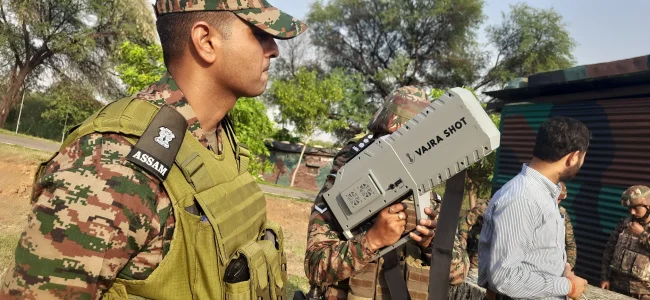 indiashowcasestacticalandtechnologicalsupremacyinoperationsindoor_21052025111002_2105f_174780...webp