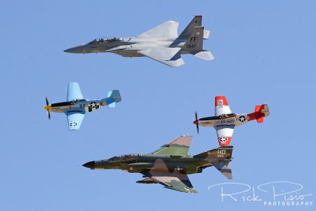 aviation-heritage-flight-123407.jpg