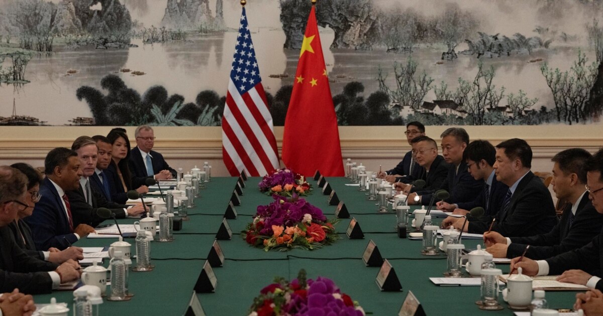 www.voanews.com