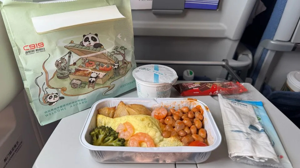 An economy meal on the C919. - Steven Jiang/CNN